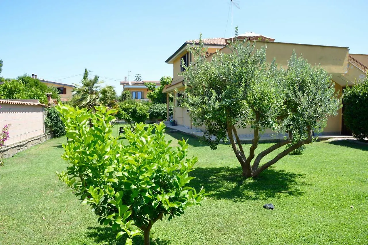 Fiumicino Apt, Apartment & Sea